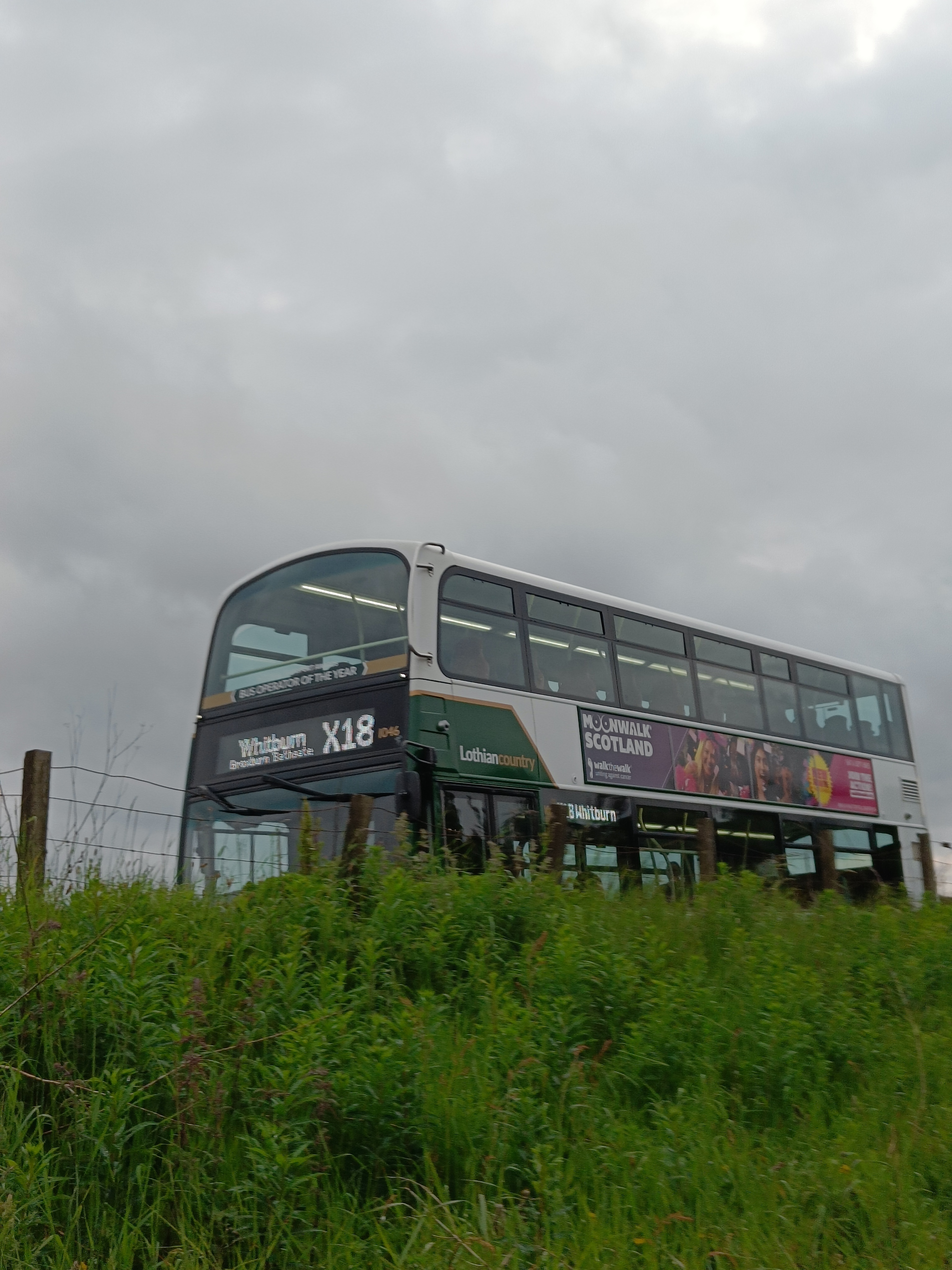 x18 bus between Whitburn and Edinburgh